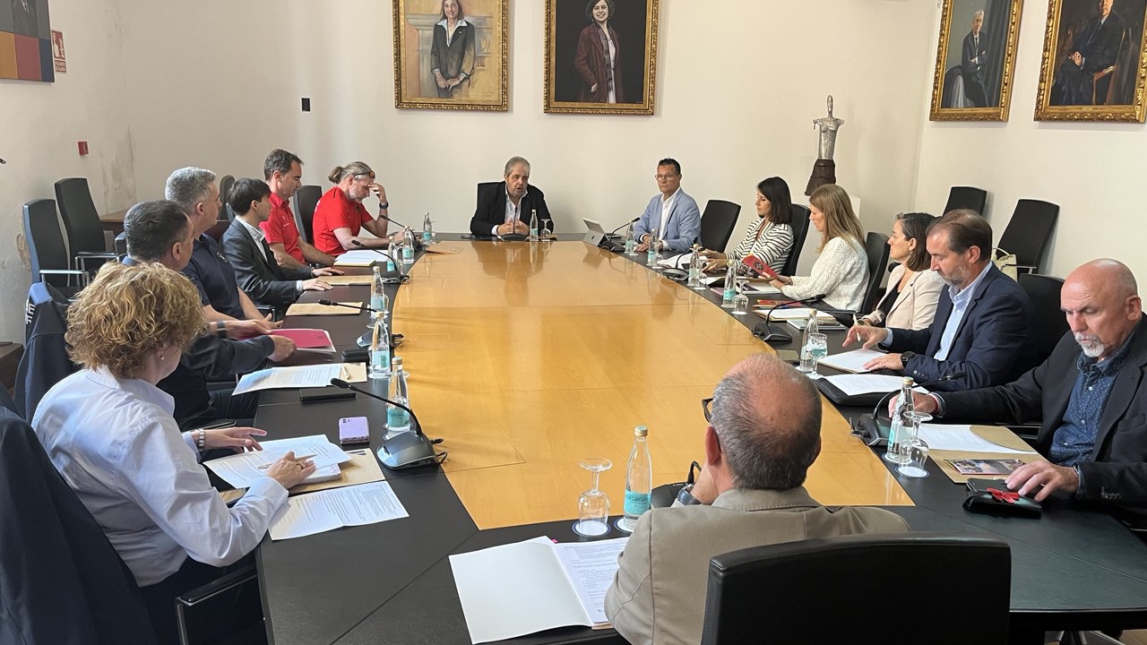 Reunió entre els quatre consells insulars en matèria d’emergències.