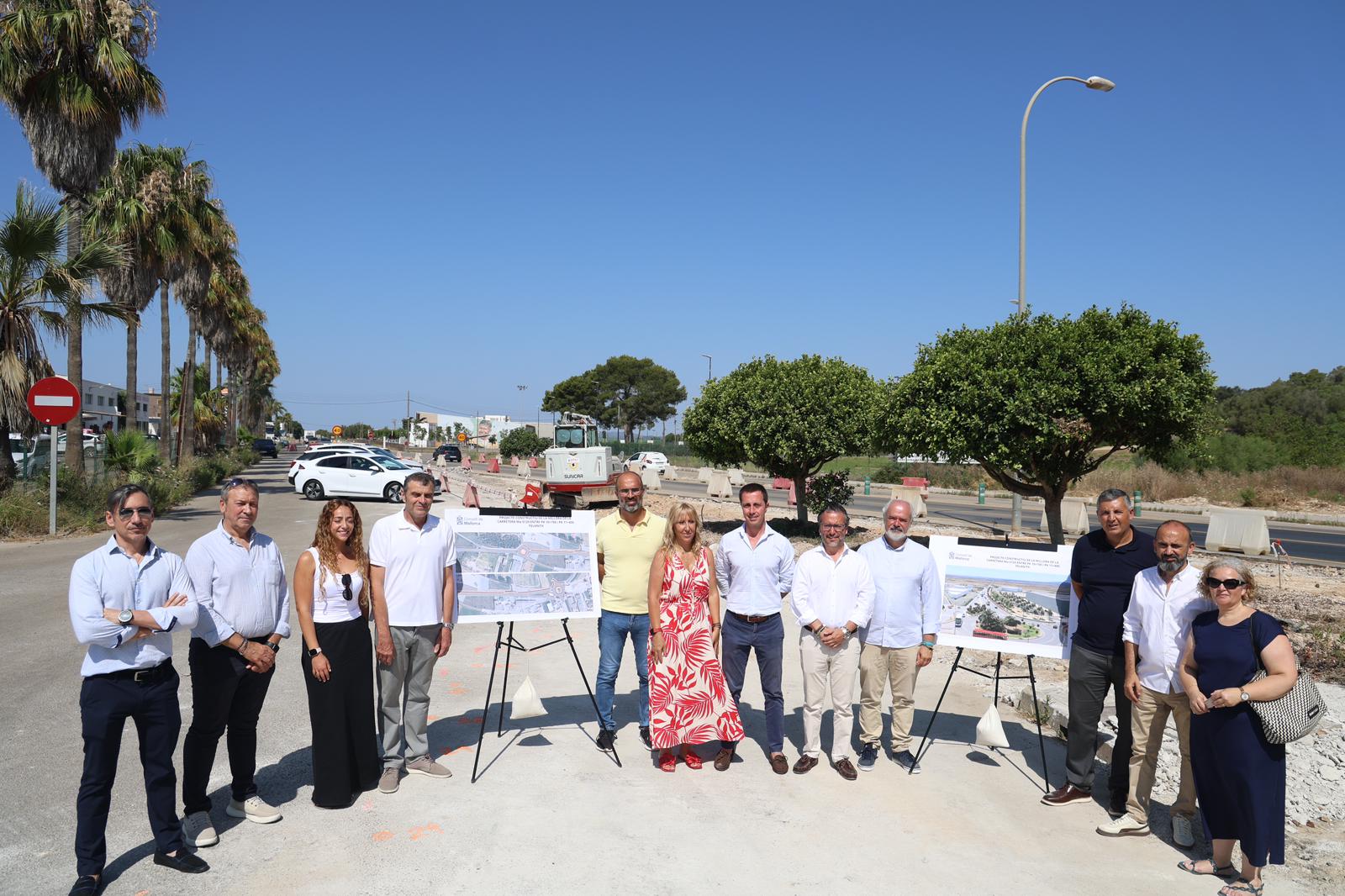 Visita que va fer el president del Consell de Mallorca, Llorenç Galmés, durant l'inici de les obres.