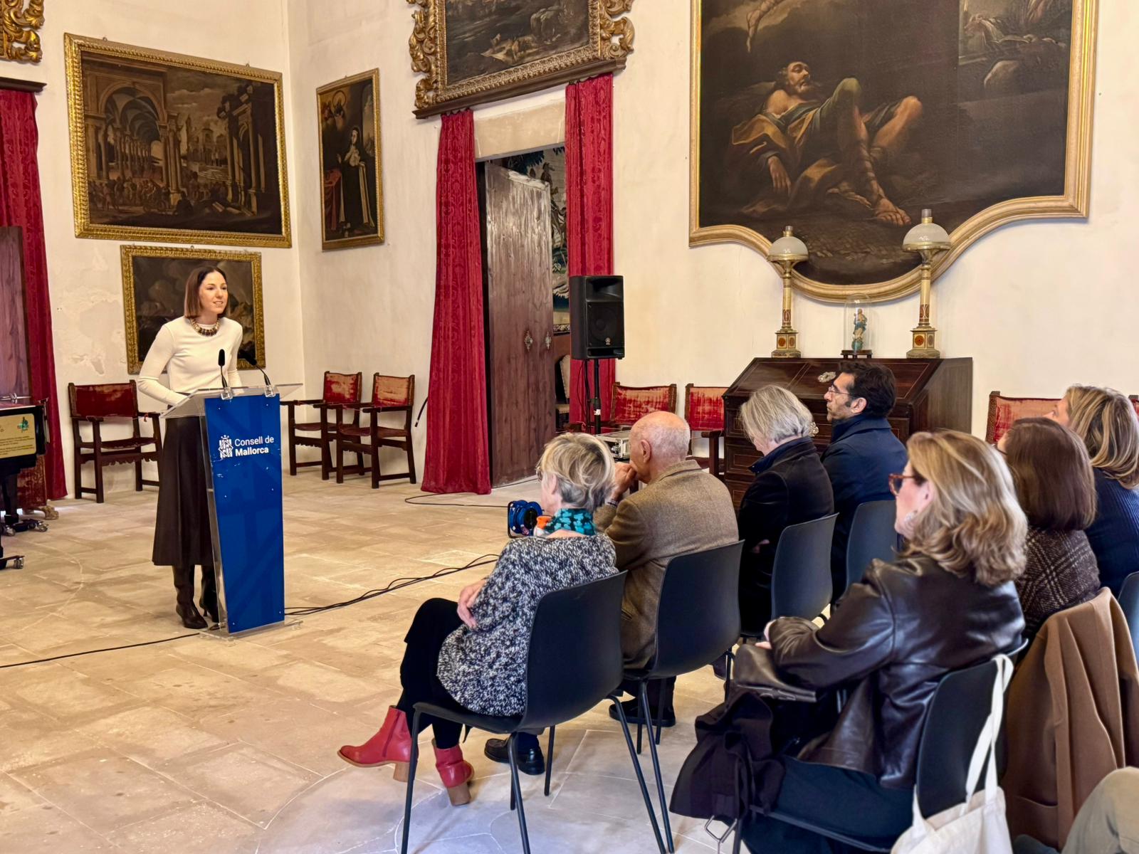 Entrega por parte del Consell de Mallorca de la nueva línea de ayudas para la rehabilitación y conservación de bienes inmuebles integrantes del patrimonio histórico de Mallorca.