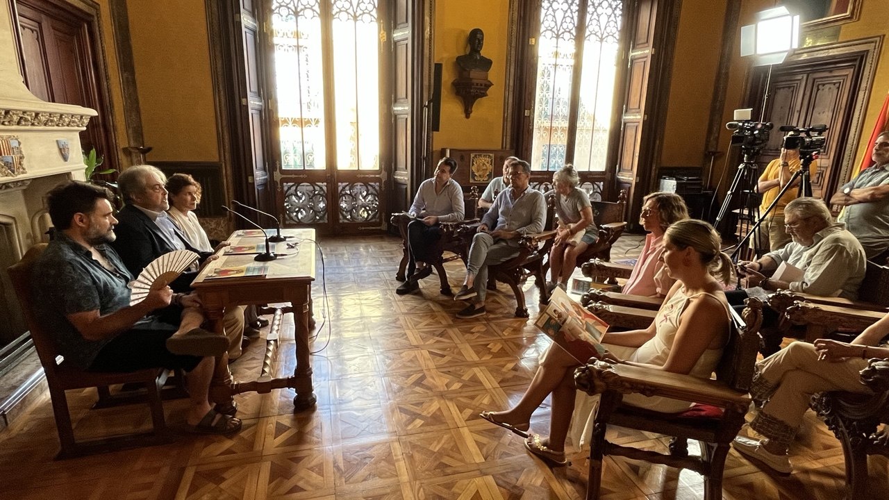 Presentación del cómic La creació d'un regne.