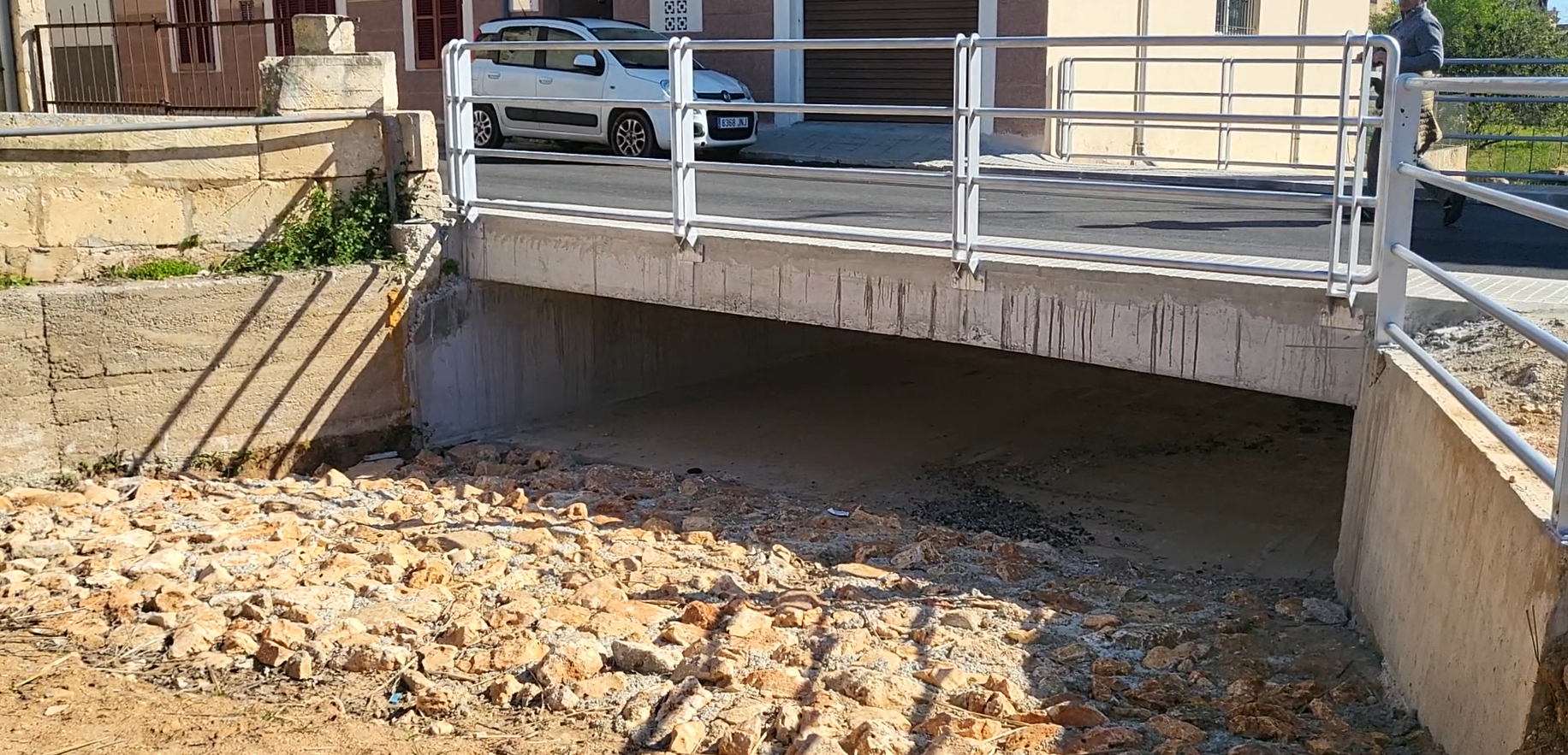 Pas nou del xaragall de Son Manxo situat al carrer de Porto Cristo a Son Carrió.