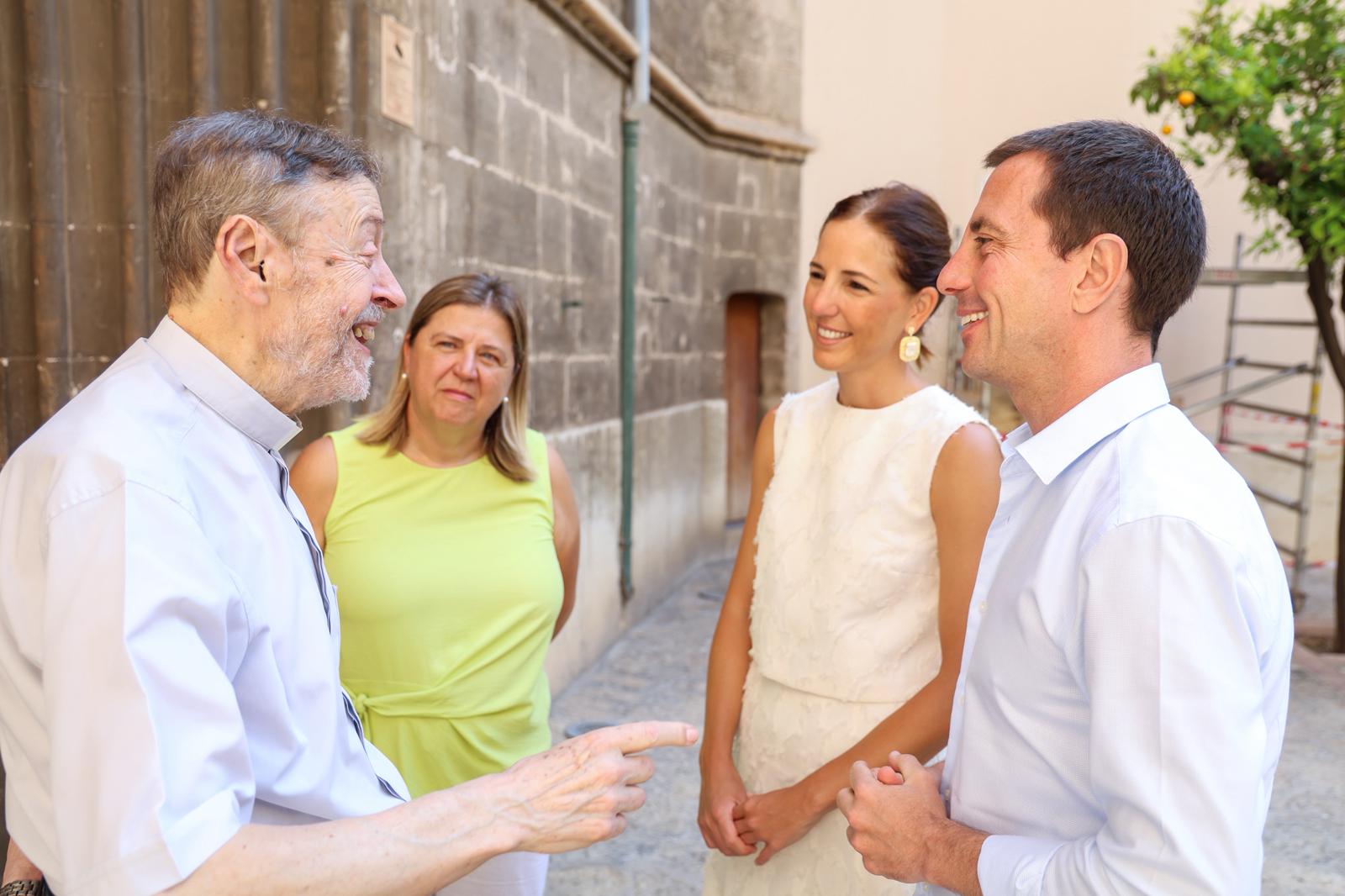 Presentació del betlem de la Sang restaurat.